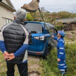 わたしの車が実家の敷地内で脱輪しました。